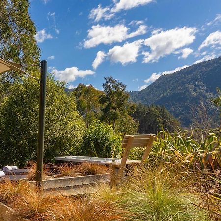The Resurgence luxury eco lodge Motueka Exterior foto