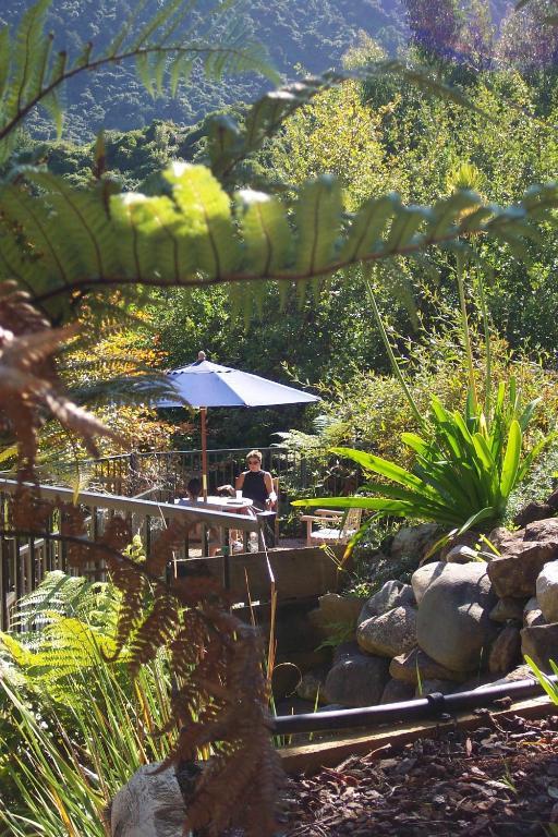 The Resurgence luxury eco lodge Motueka Exterior foto