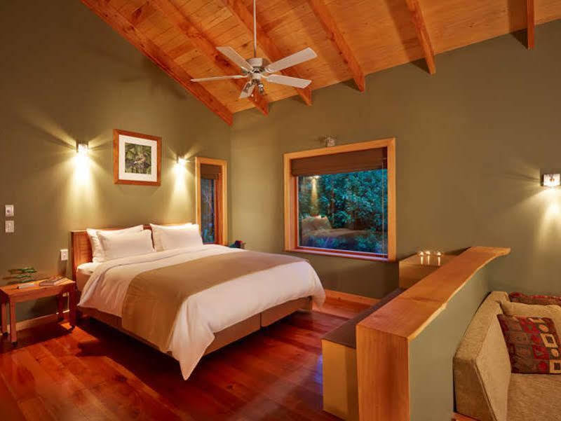 The Resurgence luxury eco lodge Motueka Exterior foto